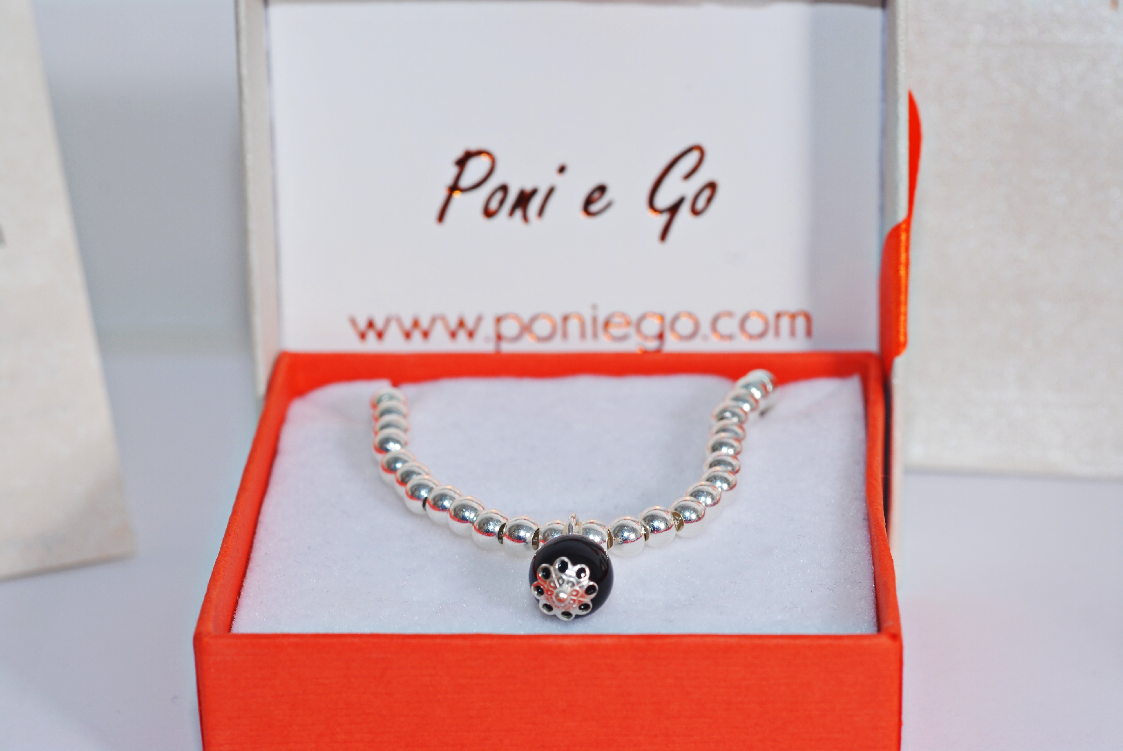 bracciale su kokku poni e go