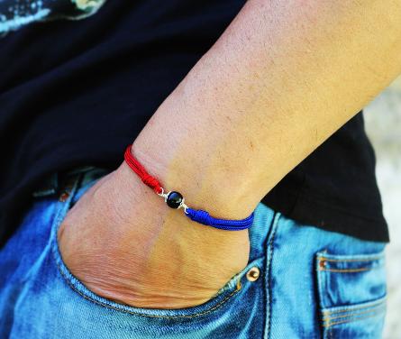 Bracciale Su Kokku rosso blu Caglari Poni e Go